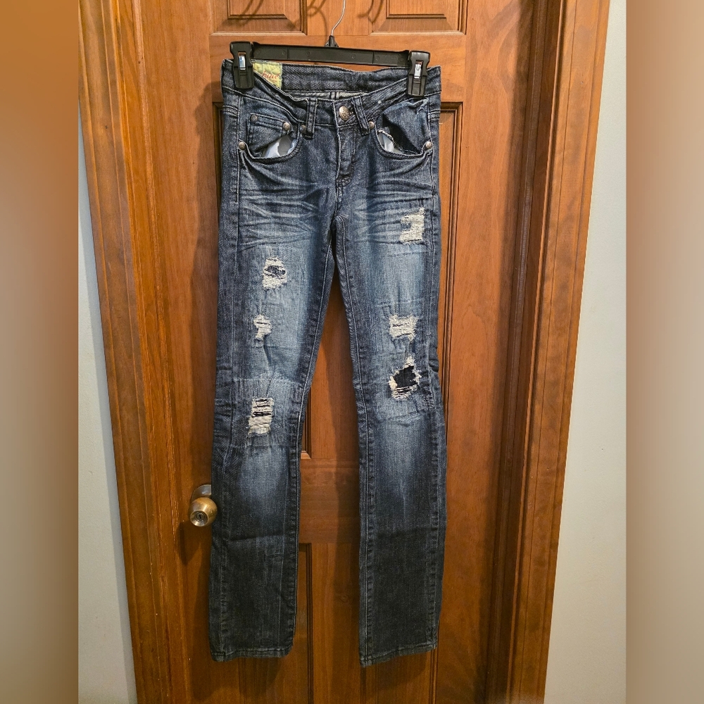 Machine Novella Mode Women's Distressed Dark Blue Slim Straight Jeans With Rips